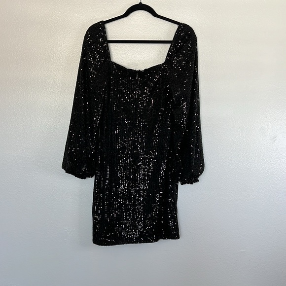 NWT Guess Shanti Sequin Dress Black sz L - Picture 8 of 8